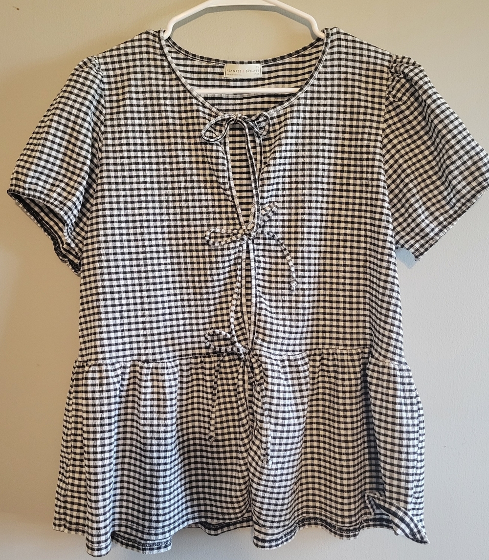 Frankee & Skylarr Black Gingham Tie Front Peplum Top 1X